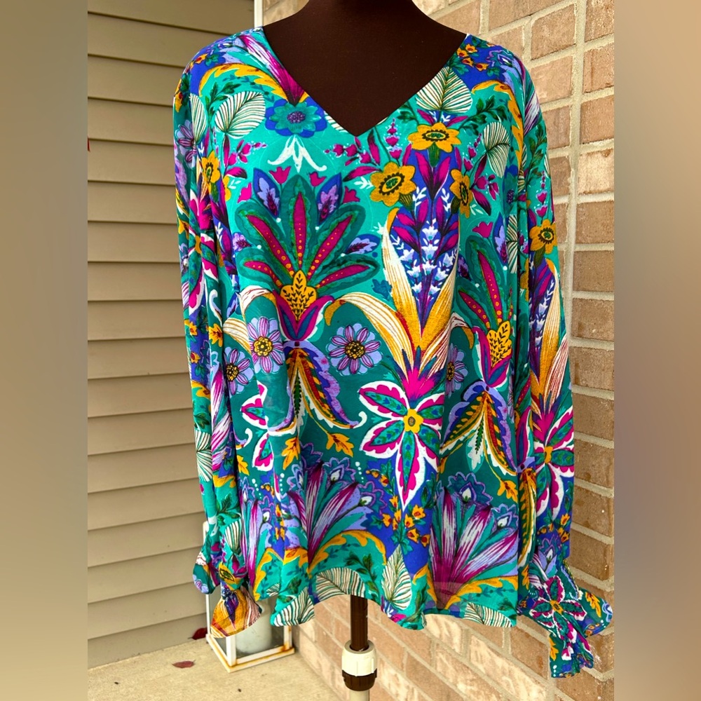 NWT NICOLE MILLER s3X lined v-neck top Vibrant color-poly chiffon-Puff slv-flowy